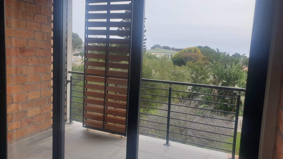 1 Bedroom Property for Sale in Table View Western Cape